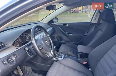 Универсал Volkswagen Passat 2009 в 