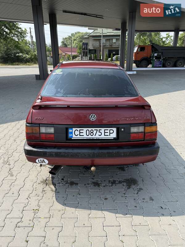 Седан Volkswagen Passat 1991 в Чернівцях
