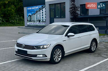 Універсал Volkswagen Passat 2015 в Дубні
