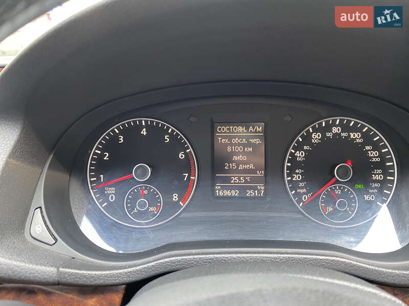 Седан Volkswagen Passat 2012 в Черкасах