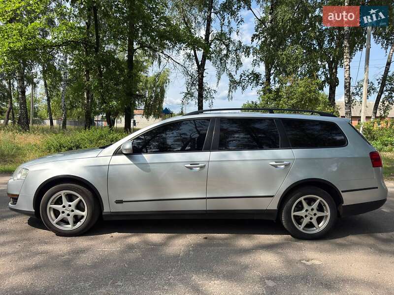 Универсал Volkswagen Passat 2006 в Ахтырке