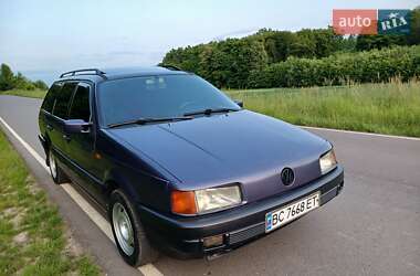 Универсал Volkswagen Passat 1993 в Львове