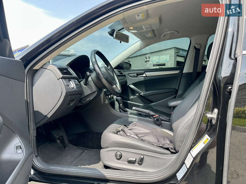 Седан Volkswagen Passat 2015 в Дніпрі