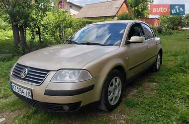 Седан Volkswagen Passat 2001 в Волочиске