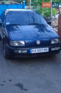 Седан Volkswagen Passat 1991 в 