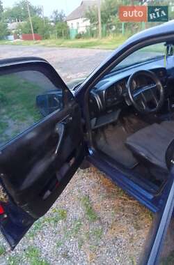 Седан Volkswagen Passat 1991 в 