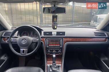 Седан Volkswagen Passat 2012 в 