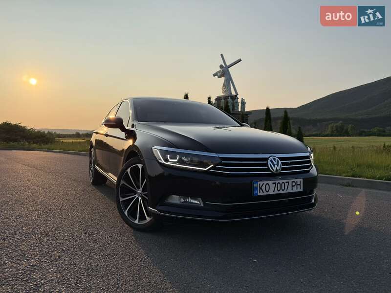 Седан Volkswagen Passat 2017 в 