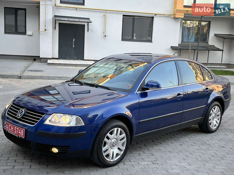 Седан Volkswagen Passat 2004 в 
