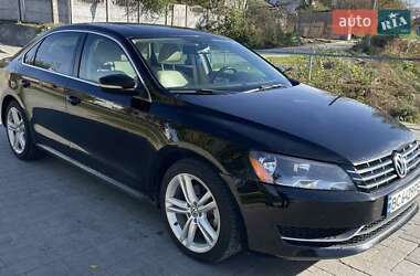 Седан Volkswagen Passat 2014 в Львове