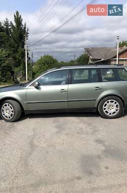 Универсал Volkswagen Passat 2003 в 