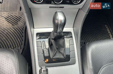 Седан Volkswagen Passat 2012 в 
