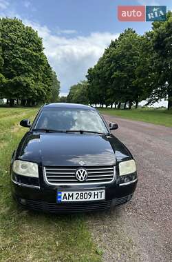 Седан Volkswagen Passat 2004 в Овруче