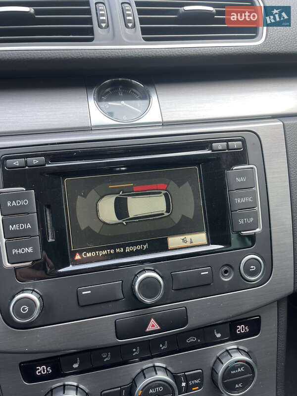 Універсал Volkswagen Passat 2014 в Луцьку