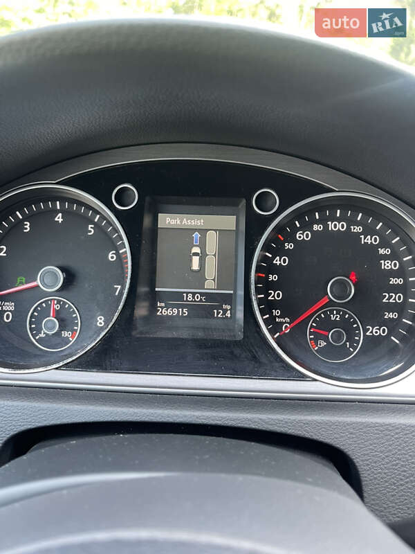 Універсал Volkswagen Passat 2014 в Луцьку