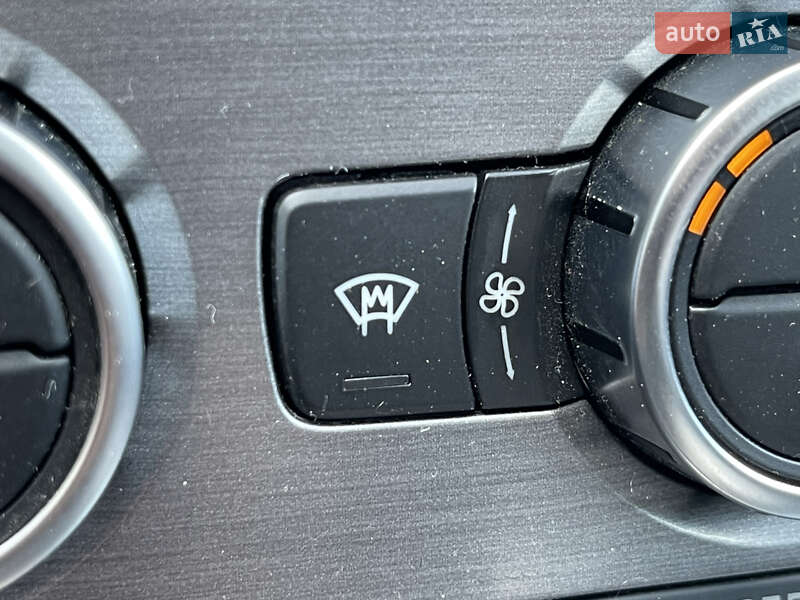 Універсал Volkswagen Passat 2014 в Луцьку