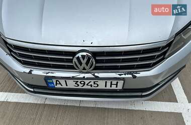 Седан Volkswagen Passat 2015 в 
