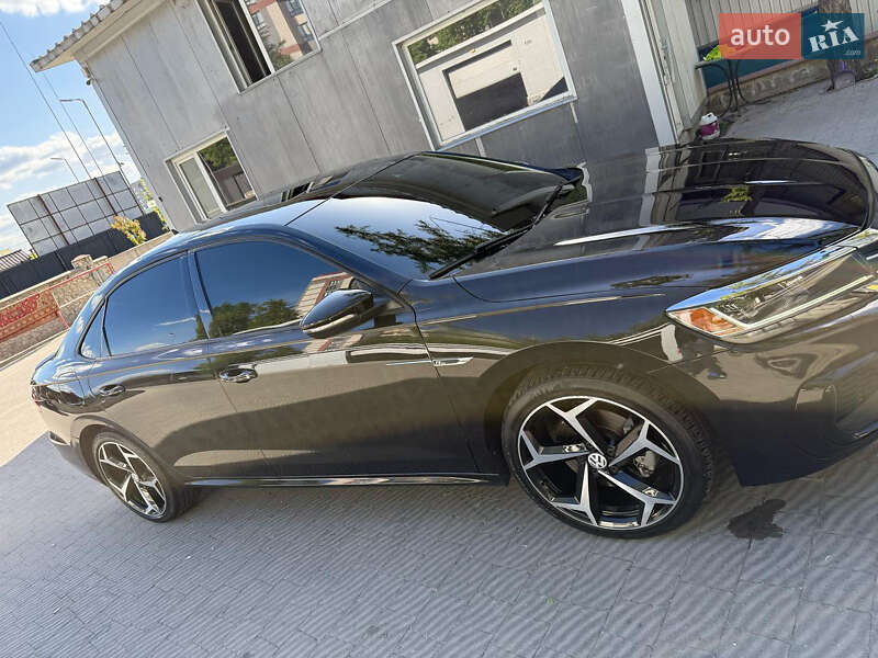 Седан Volkswagen Passat 2020 в Тернополі