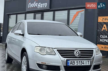 Седан Volkswagen Passat 2005 в Іллінцях