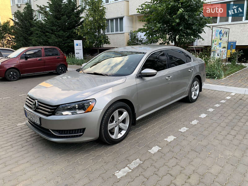 Седан Volkswagen Passat 2012 в Одессе фото 3 Седан Volkswagen Passat 2012 в Одессе
