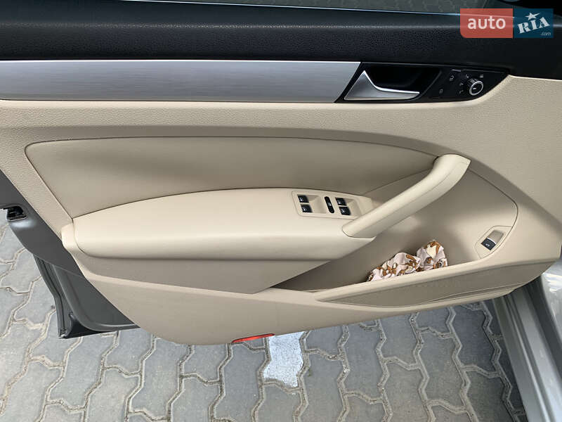 Седан Volkswagen Passat 2012 в Одессе фото 20 Седан Volkswagen Passat 2012 в Одессе
