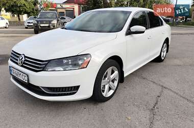 Седан Volkswagen Passat 2013 в Харькове