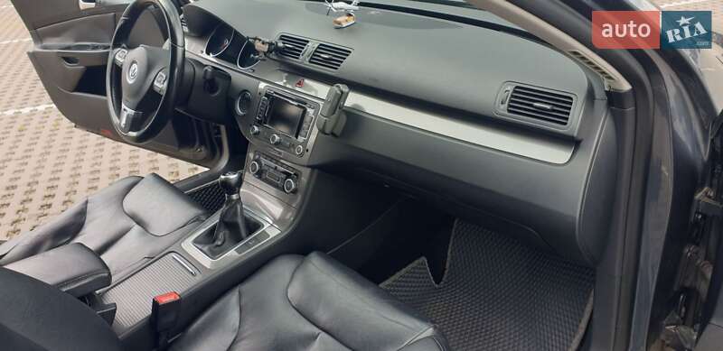 Универсал Volkswagen Passat 2010 в Кагарлыке