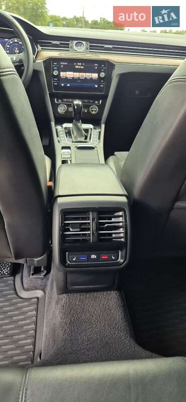 Седан Volkswagen Passat 2018 в Запоріжжі