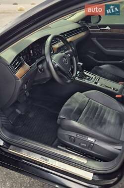Седан Volkswagen Passat 2018 в 