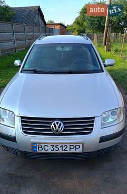 Универсал Volkswagen Passat 2002 в Шептицькому