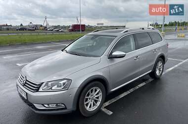 Универсал Volkswagen Passat 2012 в Городке