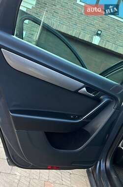 Универсал Volkswagen Passat 2013 в 