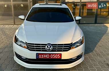 Седан Volkswagen Passat 2012 в Тернополе