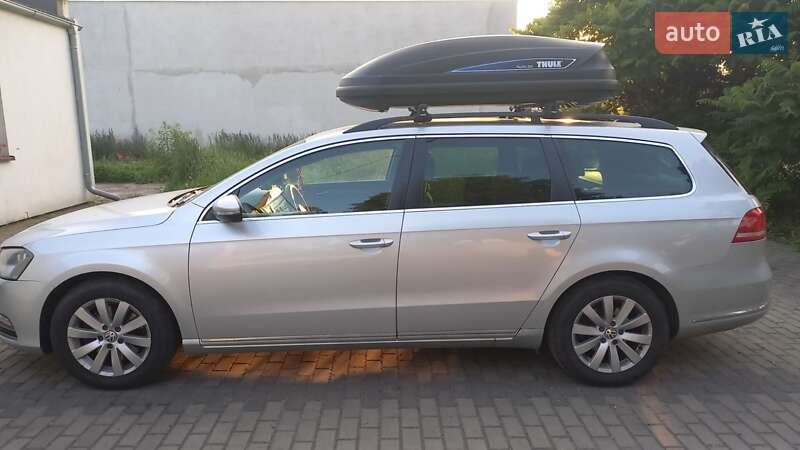 Універсал Volkswagen Passat 2012 в Львові