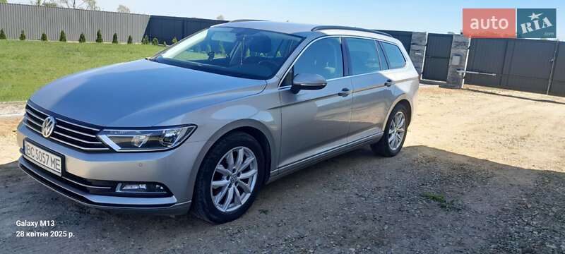 Универсал Volkswagen Passat 2016 в Львове