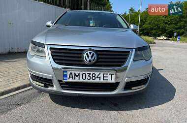 Седан Volkswagen Passat 2005 в 