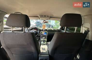 Седан Volkswagen Passat 2005 в 