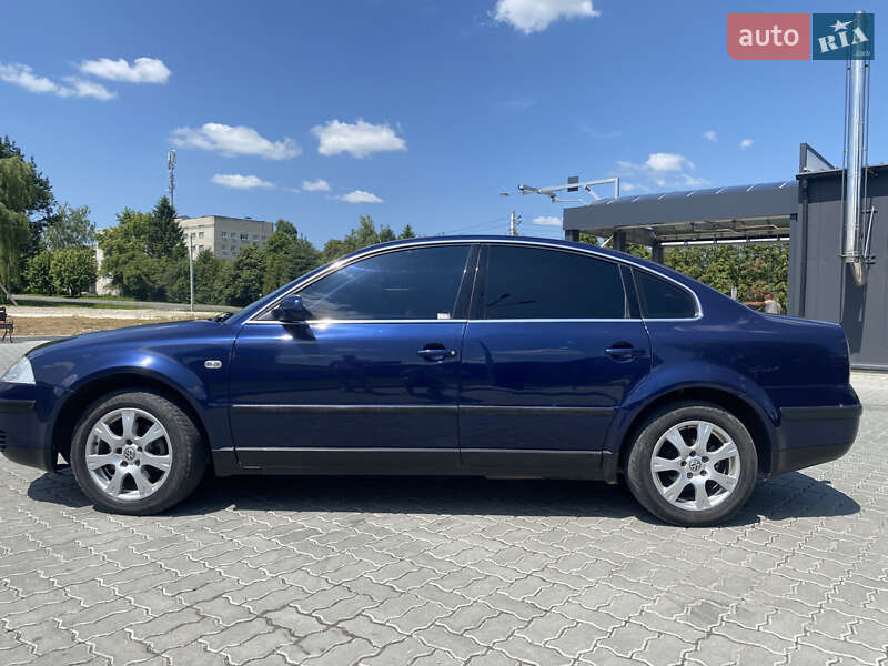 Седан Volkswagen Passat 2000 в Меденичах