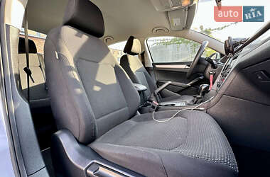 Седан Volkswagen Passat 2016 в 