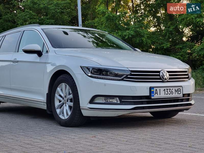 Универсал Volkswagen Passat 2015 в Киеве