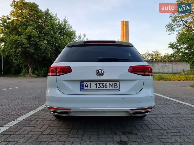 Универсал Volkswagen Passat 2015 в Киеве