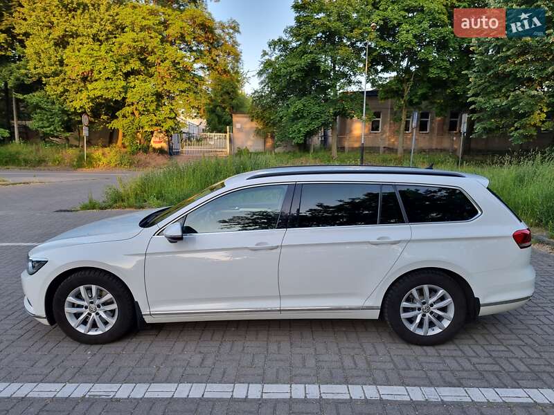 Универсал Volkswagen Passat 2015 в Киеве