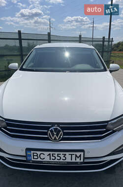 Универсал Volkswagen Passat 2020 в 