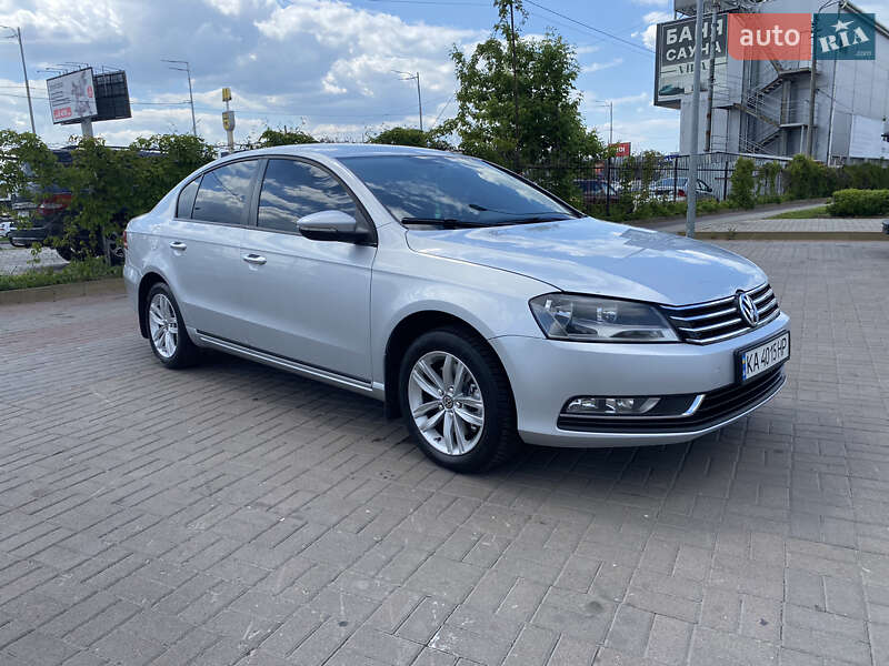 Volkswagen Passat 2011