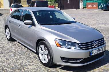 Седан Volkswagen Passat 2012 в 