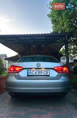 Седан Volkswagen Passat 2012 в 