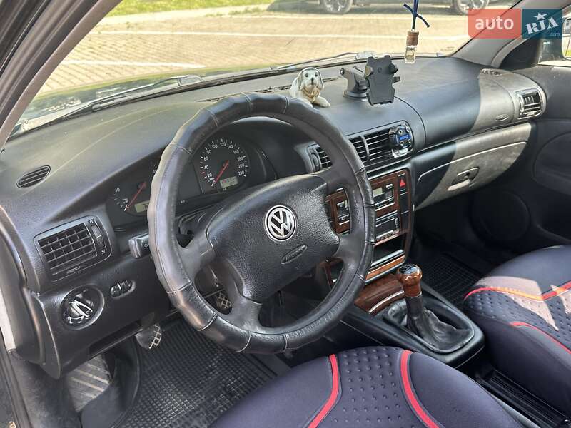 Седан Volkswagen Passat 1998 в Дрогобичі