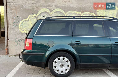 Универсал Volkswagen Passat 2001 в 