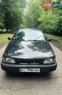 Универсал Volkswagen Passat 1992 в Яготине