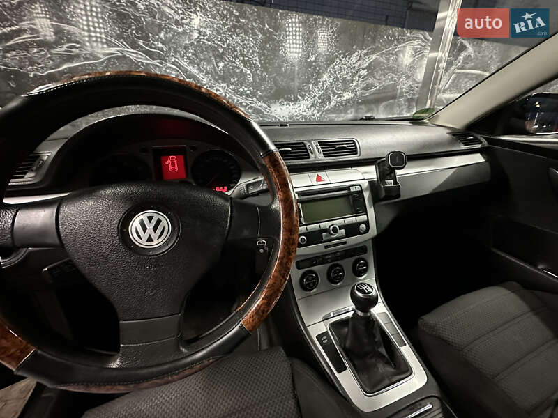 Универсал Volkswagen Passat 2008 в Кременчуге